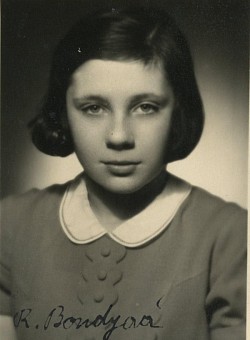 1 June 1927 | A Czech Jewish girl, Růžena Bondyová, was born in Prague.  She was deported to #Auschwitz from #Theresienstadt Ghetto on 6 September 1943. She did not survive.
